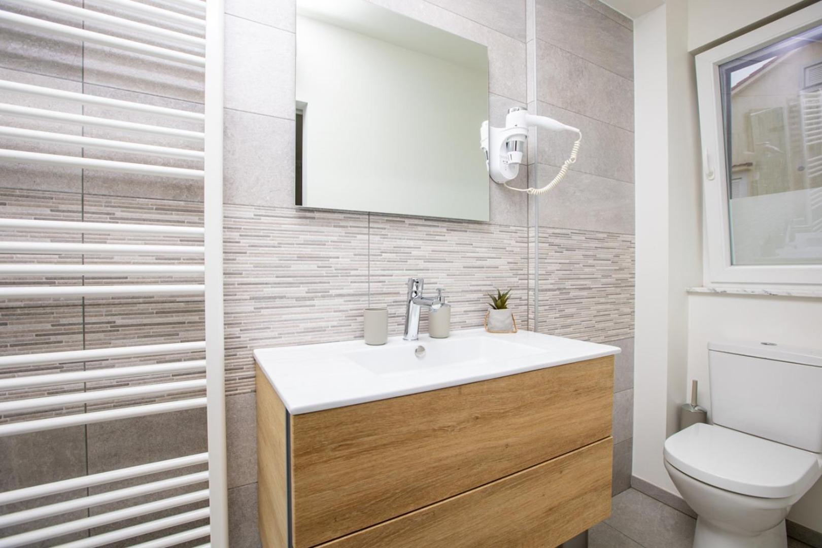 Apartments Pivas มาลินสกา ภายนอก รูปภาพ